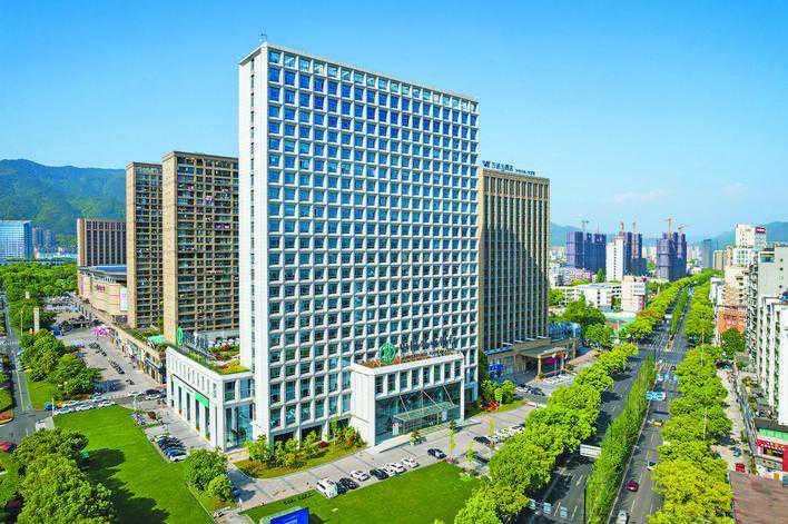 争当新时代“挺进师”的“金融排头兵”