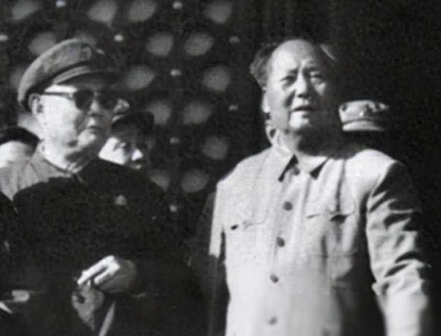 叶剑英给毛主席守灵时突然离开，与何人秘密见面。