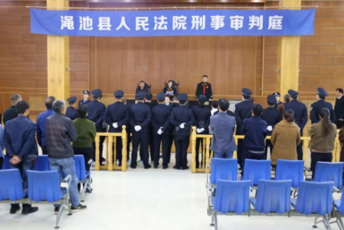 判决来了！一“套路贷”涉恶案一审宣判 7人获刑主犯被判6年