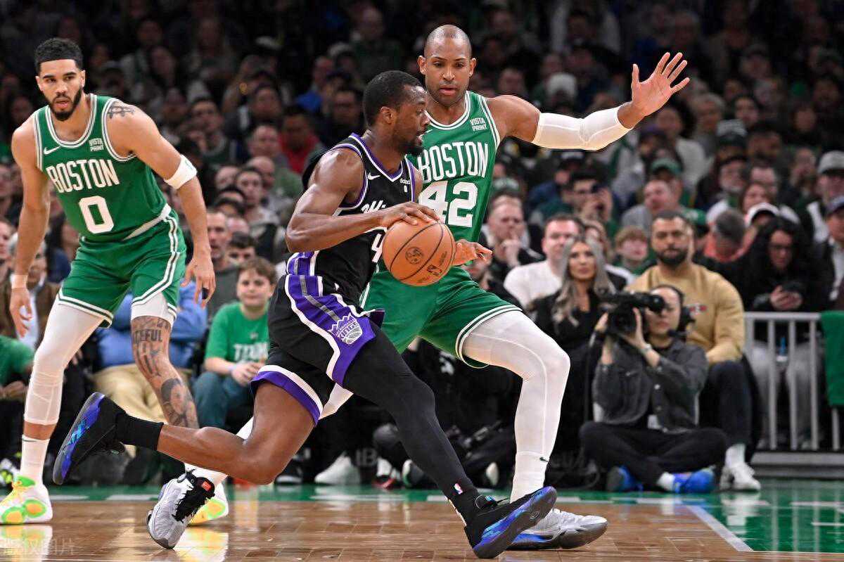 21-1反超1分！国王关键丢球， 为拒绝逆转，凯尔特人付出多大努力