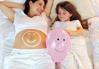 2024年，闲钱该存在银行存款中，还是留现金在手里，或是去买理财