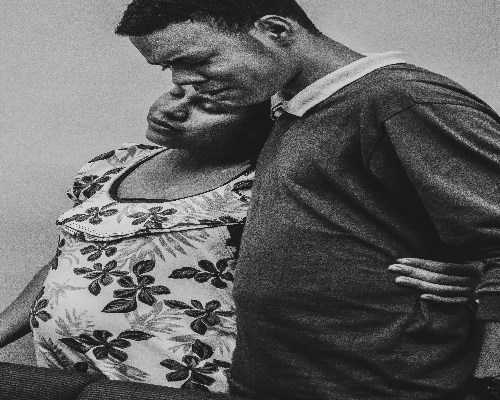 江苏信托参股9家银行 持股市值逾75亿元