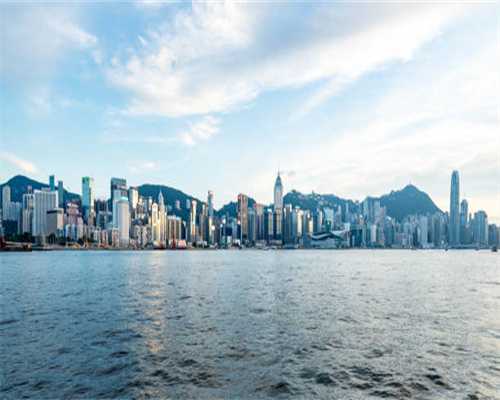 上海变迁｜陆家嘴：20余年，他用镜头记录金融城的诞生