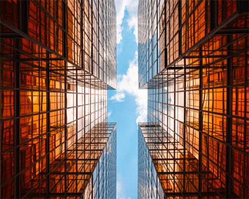 中国艺术家画家范增再婚：夕阳红中的新生