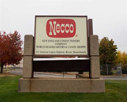 日赚几十亿还不够？银保监会披露：有银行乱收费暴利惊人：1万的套餐收52万，50万信用证直接拿走5万