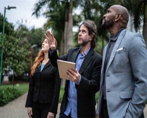 控股股东生变！新力金融23.60%股权即将转手 扭亏为盈后业绩再现两位数降幅