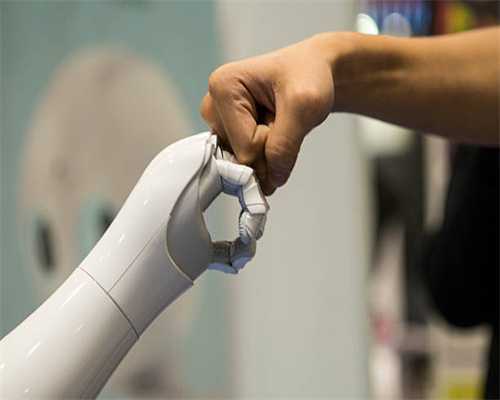 10月14日工银金融地产混合C净值增长3.07%，今年来累计上涨34.41%