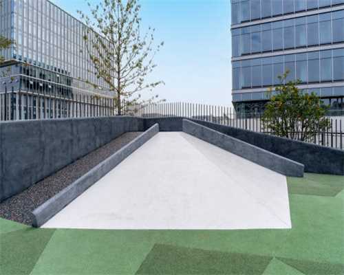 鲁政委博士受邀出席2024年香港金融科技周财新专场讨论活动