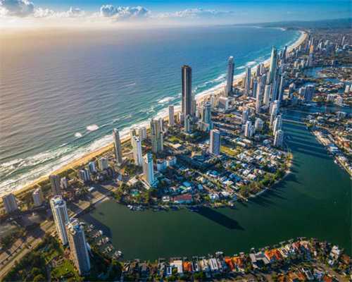 上半年亏损8.45亿元！业务调整拖累业绩，用友网络录得上市以来最大半年度亏损